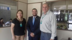 Elvennis Ennis, do CAP/SED; Carlos Nascimento, presidente da Comissão Eleitoral da OAB/MS; e Alfredo Anastácio Neto, coordenador de Políticas Específicas para a Educação da SED.