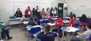 Rede social é utilizada para estudar “Clube do Manoel” em escola de Campo Grande