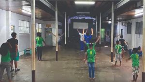 Desde 2017, estudantes da EE 11 de Outubro realizam aulas de capoeira