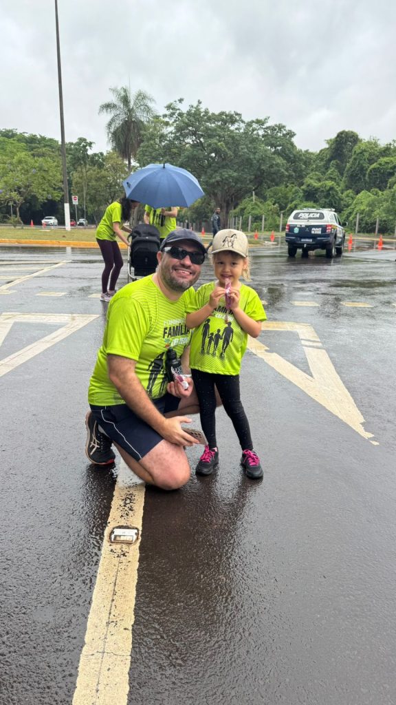 Família na caminhada.