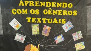 Imagem destaca o projeto 'Aprendendo com os Gêneros Textuais' na EE Coronel Ramiro Noronha