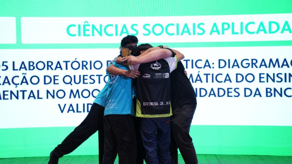 Estudantes de Dourados vencem XV FETEC-MS 2025