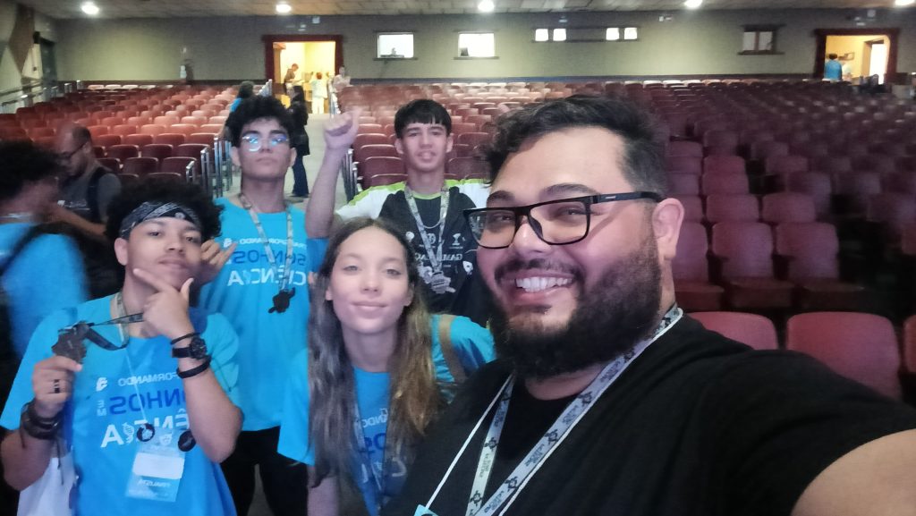 Estudantes de Dourados vencem XV FETEC-MS 2025