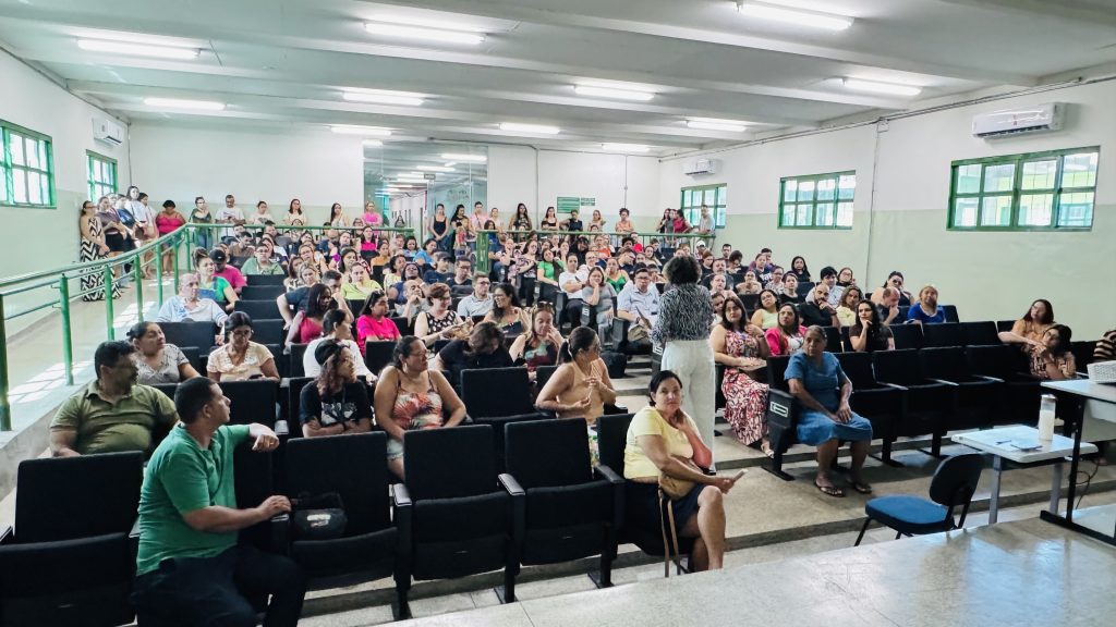 Família e Escola une e fortalece vínculos na EE Professor João Magiano Pinto .