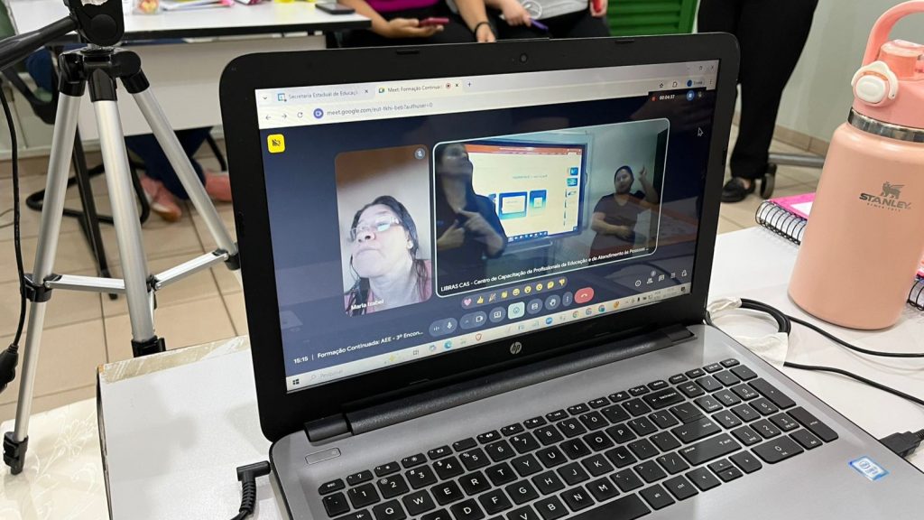 Formação continuada reforça inclusão e fecha ciclo de 2025 na REE