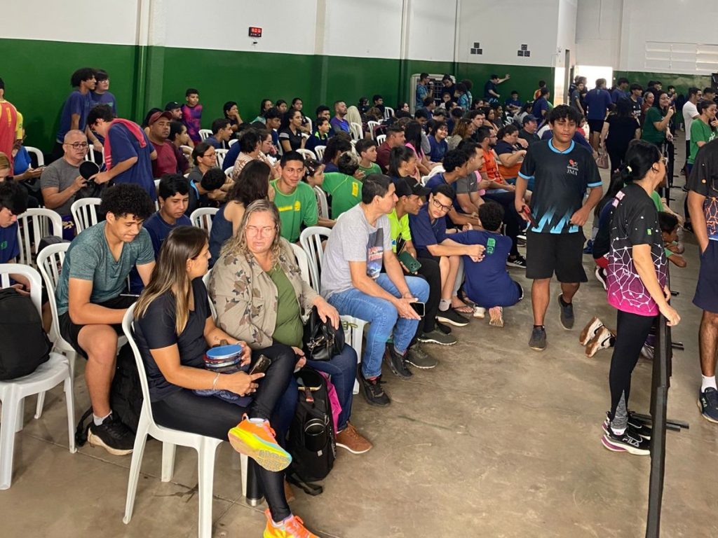 Público prestigiando o torneio.