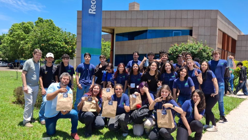 EE Vespasiano Martins é campeã no concurso Tributação e Cidadania da Receita Federal