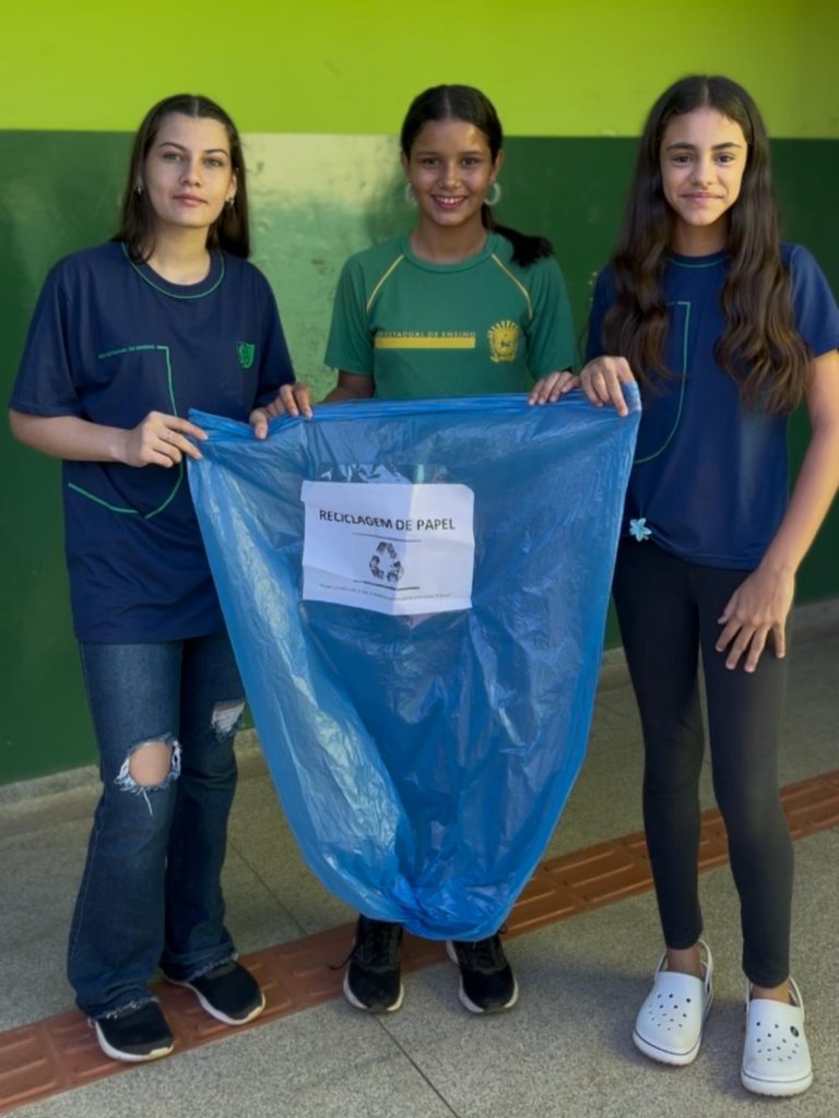 A Escola Estadual Fernando Corrêa, em Três Lagoas, conquistou o 3º lugar na categoria Ensino Fundamental na feira InovaMente.