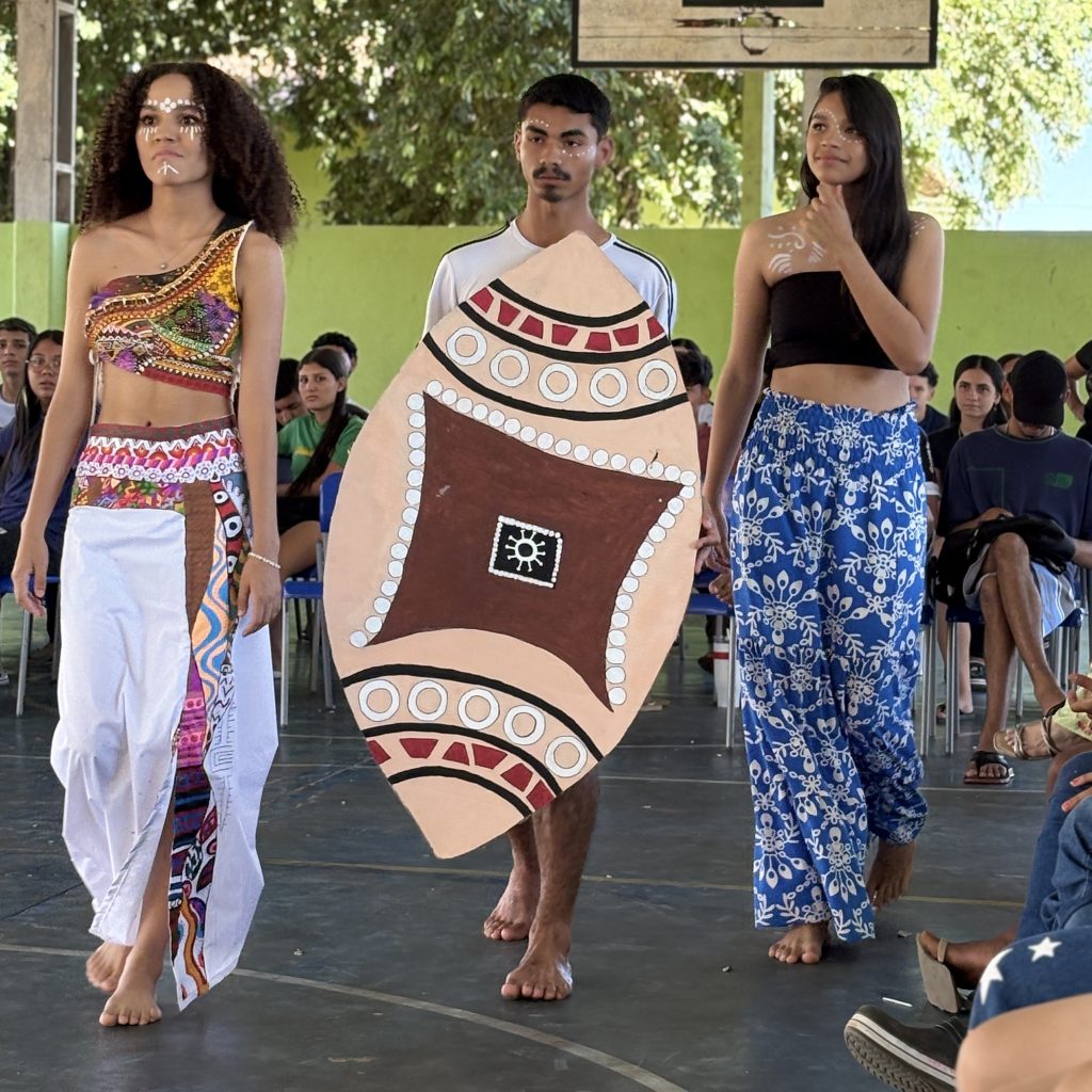 Ação Consciência Negra na Escola Estadual Viriato Bandeira.