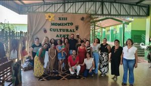 Exposição mobiliza comunidade escolar com oficinas de arte e reflexões sobre diversidade e educação antirracista, em Arapuá, Três Lagoas