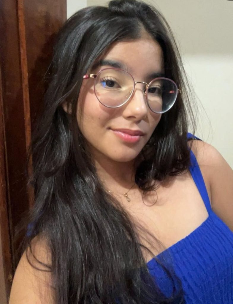 Dyeniffer Vitória - ganhadora da modalidade redação, 2° lugar - EE Fernando Corrêa da Costa de Rio Brilhante