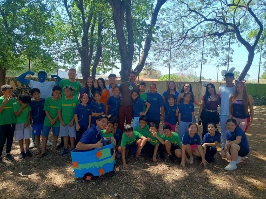 EE Rui Barbosa realiza projeto de leitura.