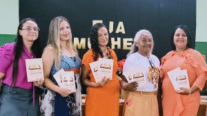EJA Mulher fortalece o protagonismo feminino com livro emocionante sobre histórias de vida