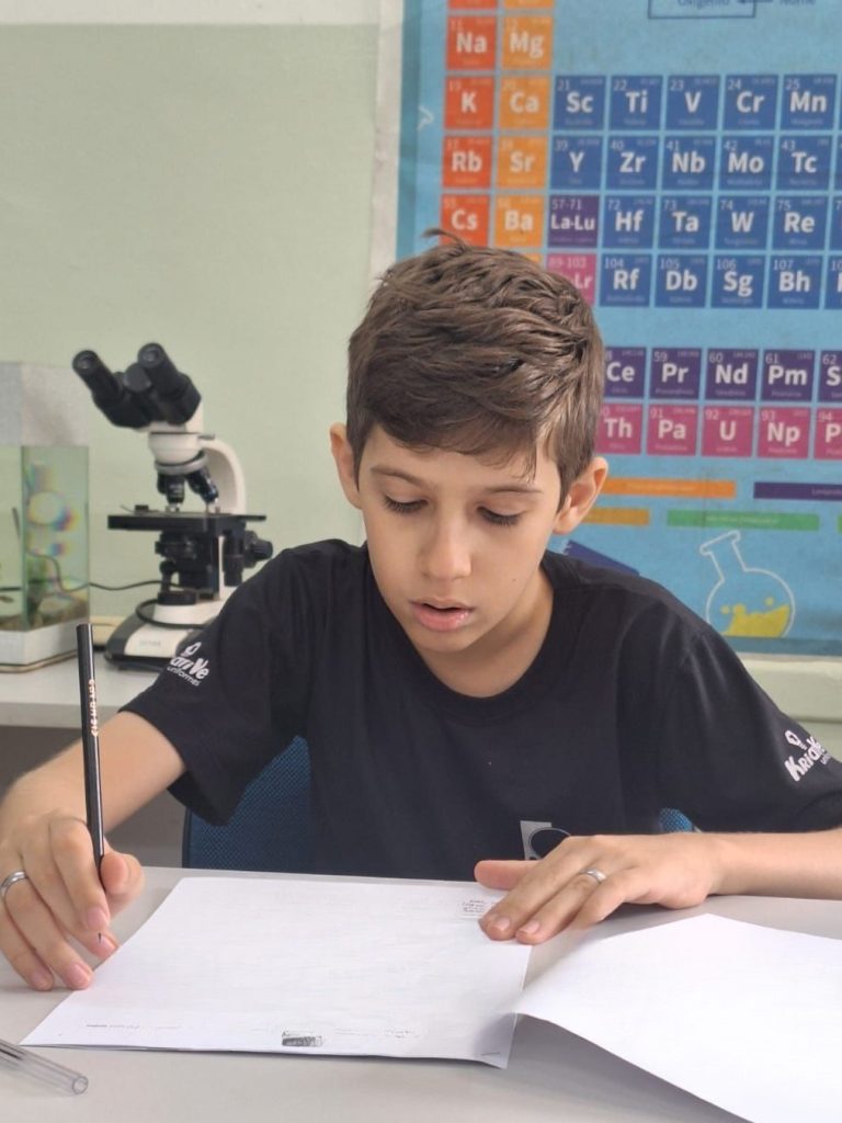 Olimpíada Internacional de Matemática conecta estudantes a experiências globais de aprendizagem