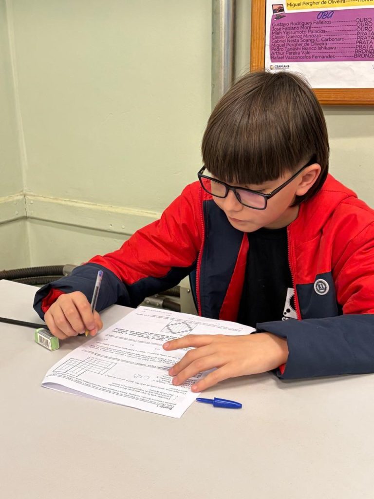 Estudantes do CEAM/AHS conquistam oito medalhas na Olimpíada Brasileira de Língua Inglesa