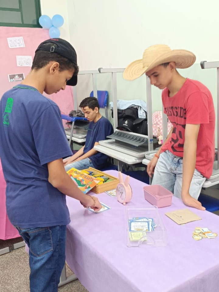 Literatura, Matemática e Tecnologia fortalece aprendizagem na EE Roberto Scaff