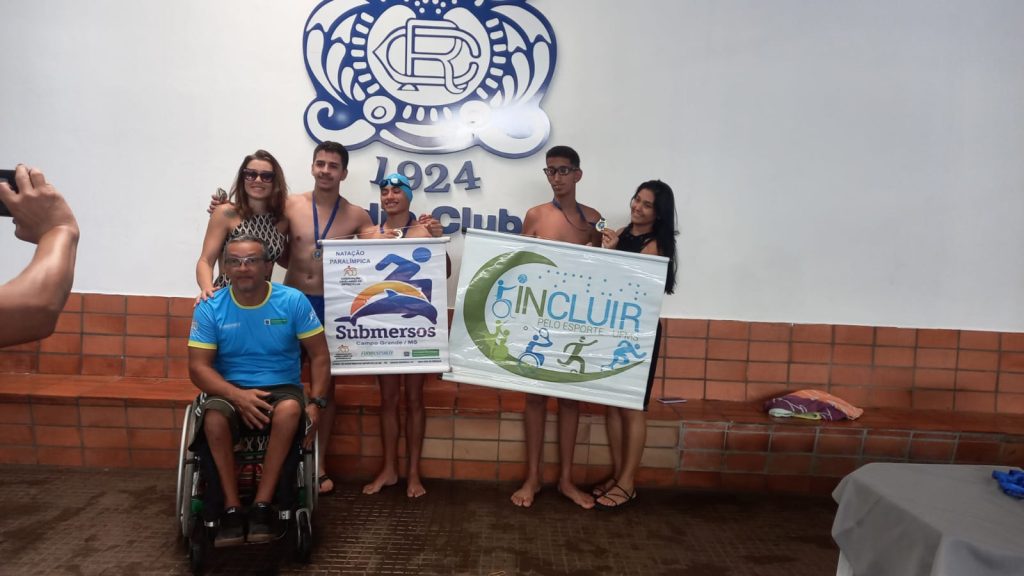 Festival de Nataçaõ do prodesc no Rádio Clube Campo.