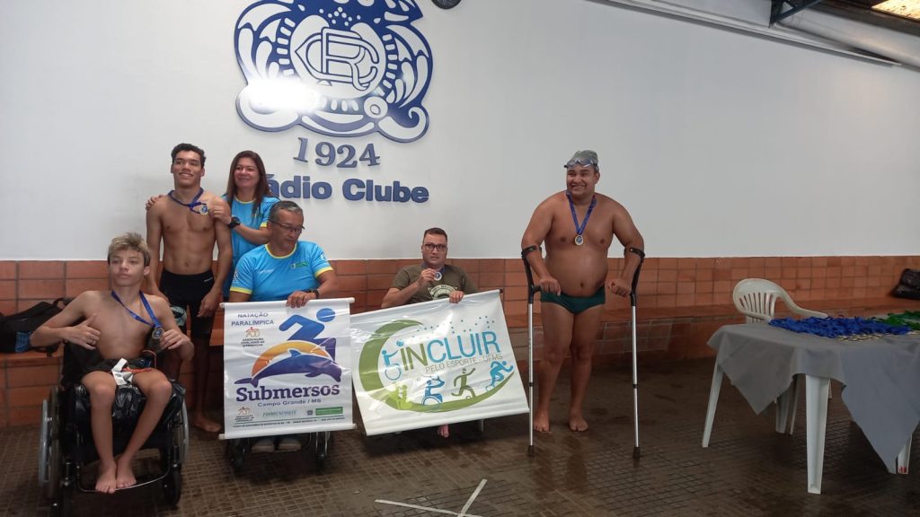 Festival de Nataçaõ do prodesc no Rádio Clube Campo.