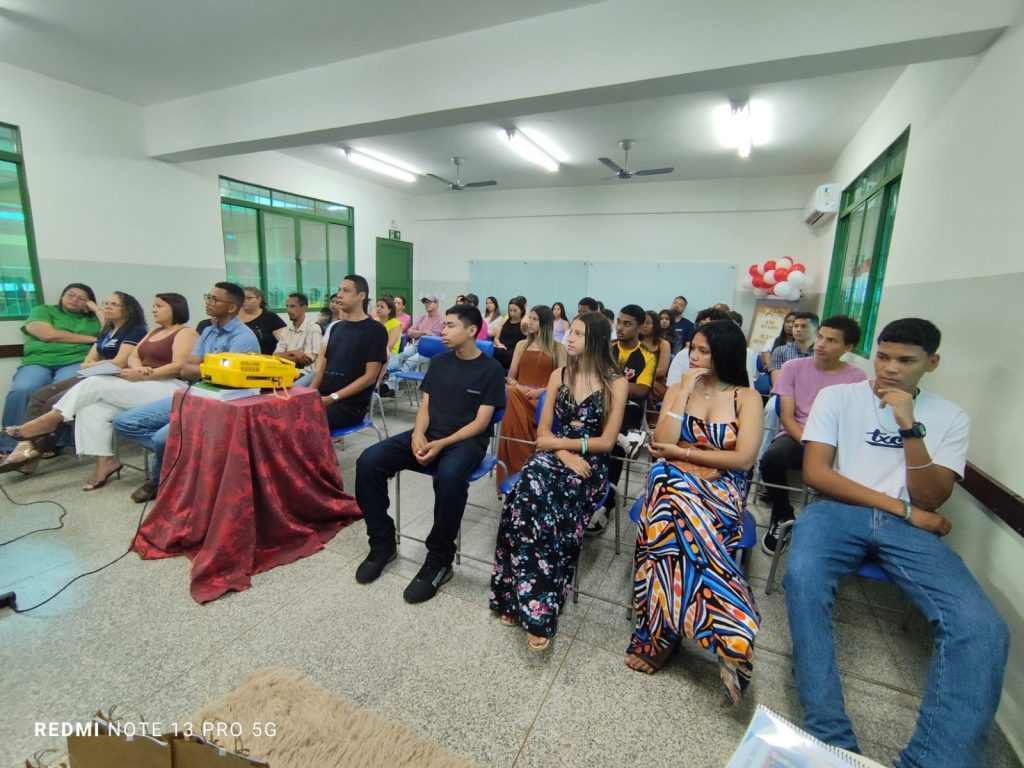 Projeto Autobiografia fortalece identidade e protagonismo estudantil na REE