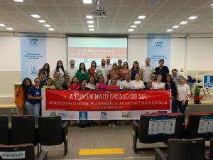 Imagem destacada do fórum de partilha de adesão ao Pacto Nacional para a Superação do Analfabetismo e Qualificação na EJA em MS .