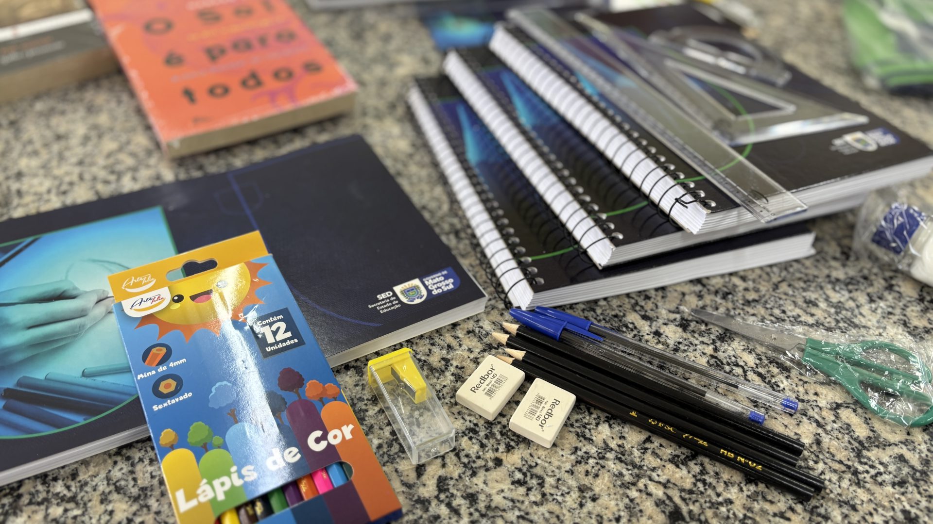 Imagem destacada kits escolares