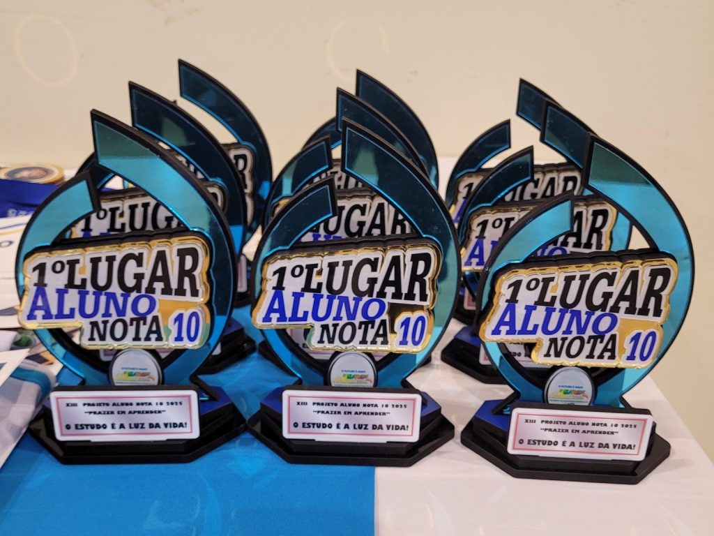 ‘Aluno Nota 10’ premia os melhores do ano e valoriza excelência acadêmica na Rede Estadual