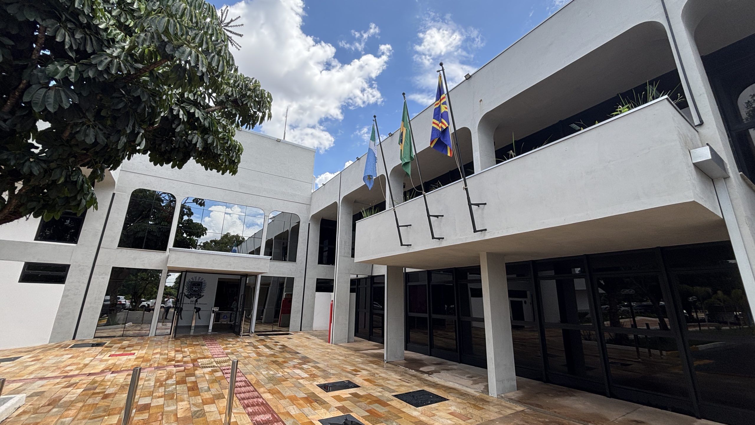 Imagem destacada da Fachada da Secretaria de Educação