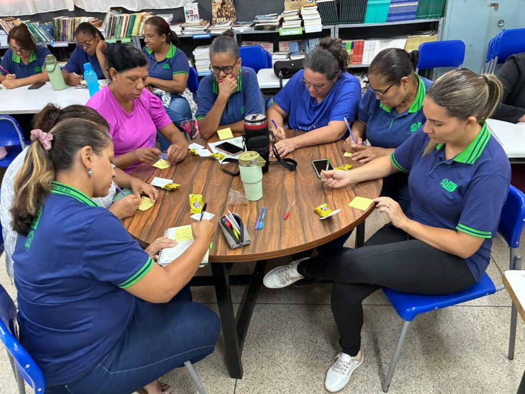 Jornada Formativa destaca servidores administrativos como protagonistas nas escolas da REE