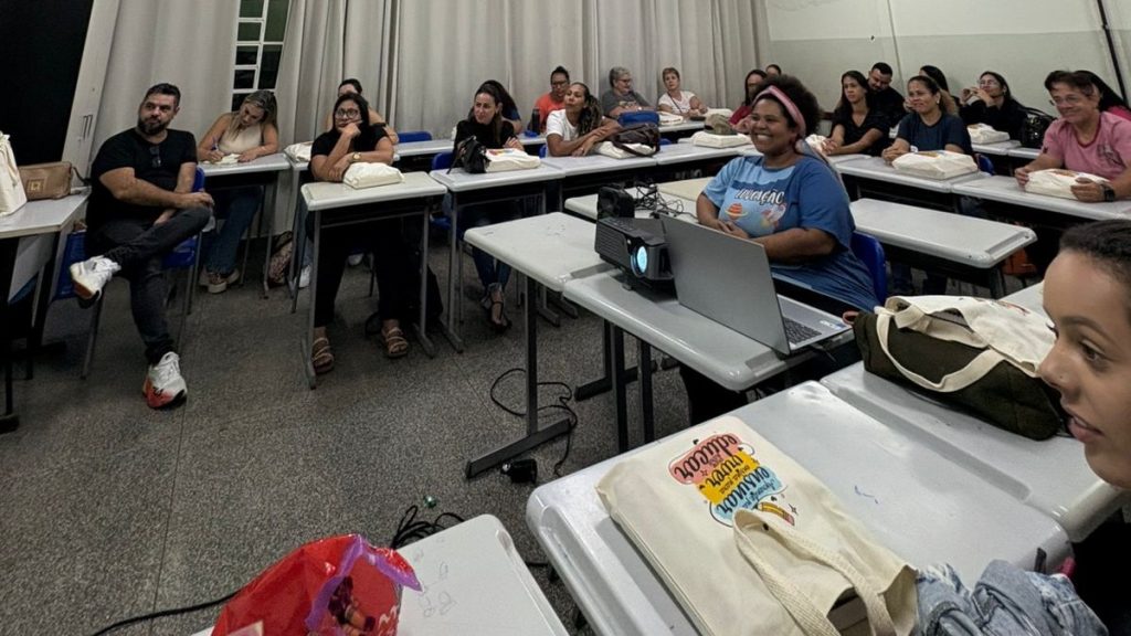 Secretaria de Estado de Educação leva o Curso Normal Médio a 29 municípios 