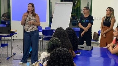 Cursinho gratuito em Escola Estadual amplia chances de acesso ao Ensino Superior