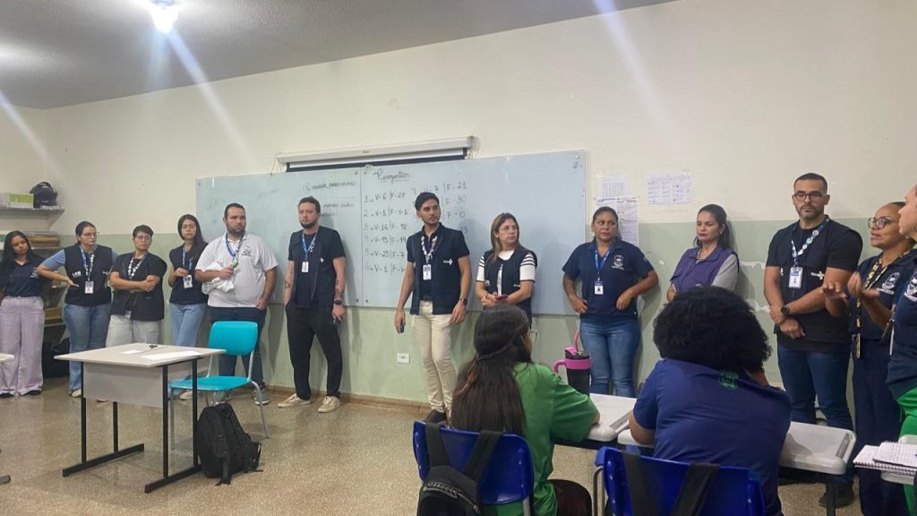 Escola Estadual promove palestra sobre sexualidade e prevenção da gravidez na adolescência