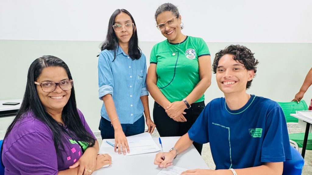 Escola alcança 300 contratos de Jovem Aprendiz pelo Programa de Aprendizagem Profissional