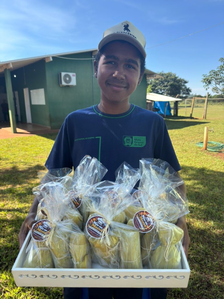 Projeto ‘Mão na Massa’ fortalece formação profissional com prática culinária em Camapuã