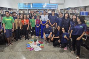 Roda de conversa mobiliza estudantes contra o bullying em Escola Estadual