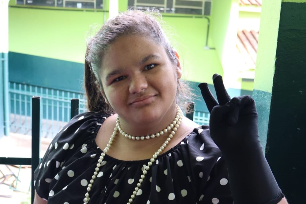 Escola celebra 41 anos com arte e cultura produzidas por estudantes com TEA