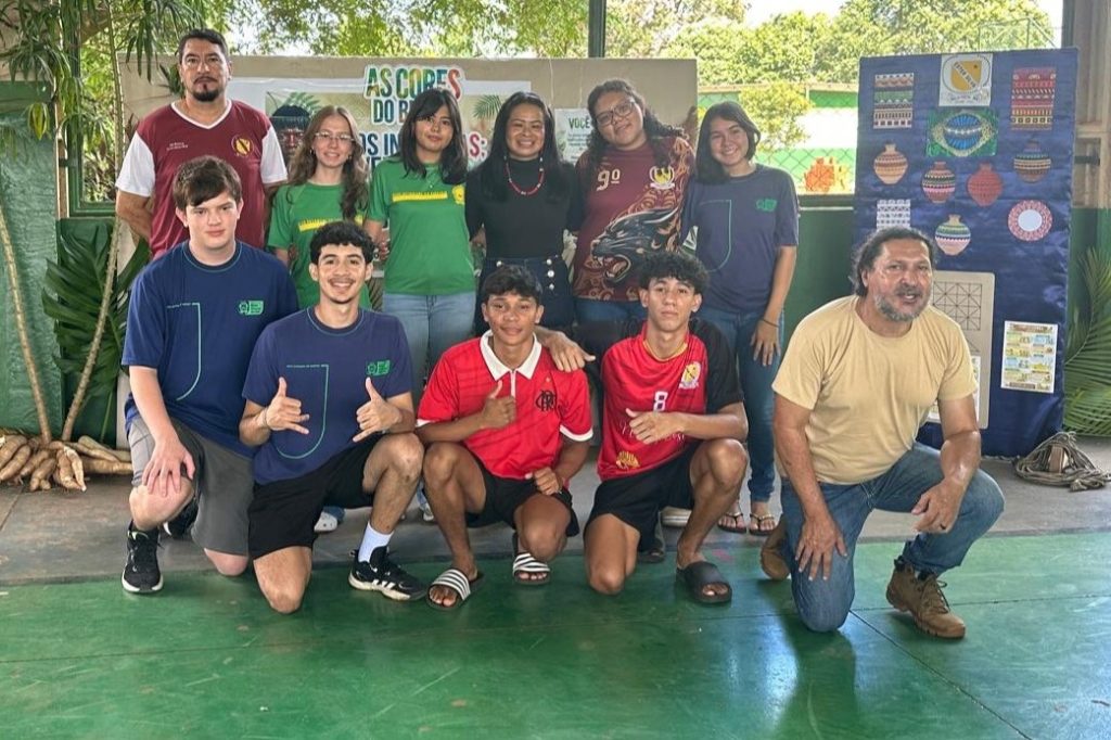 Escola celebra Semana dos Povos Indígenas com palestra de Guarani-Kaiowá 