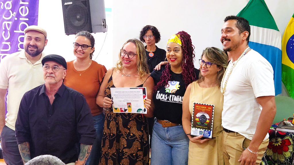 Escolas Estaduais da capital e interior são certificadas por práticas antirracistas