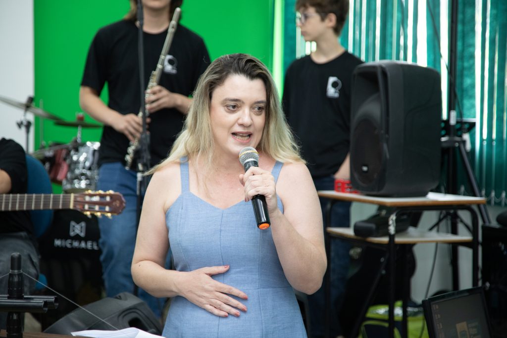 Estudantes da Educação Especial de MS são homenageados com medalhas na capital