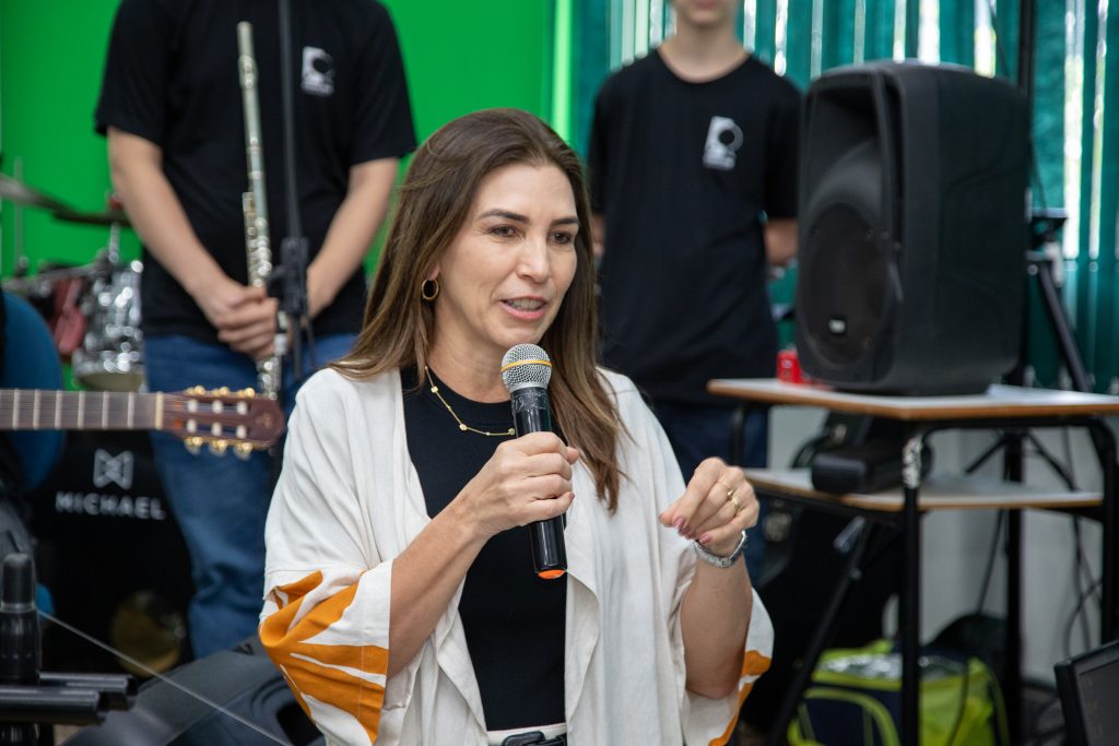 Estudantes da Educação Especial de MS são homenageados com medalhas na capital