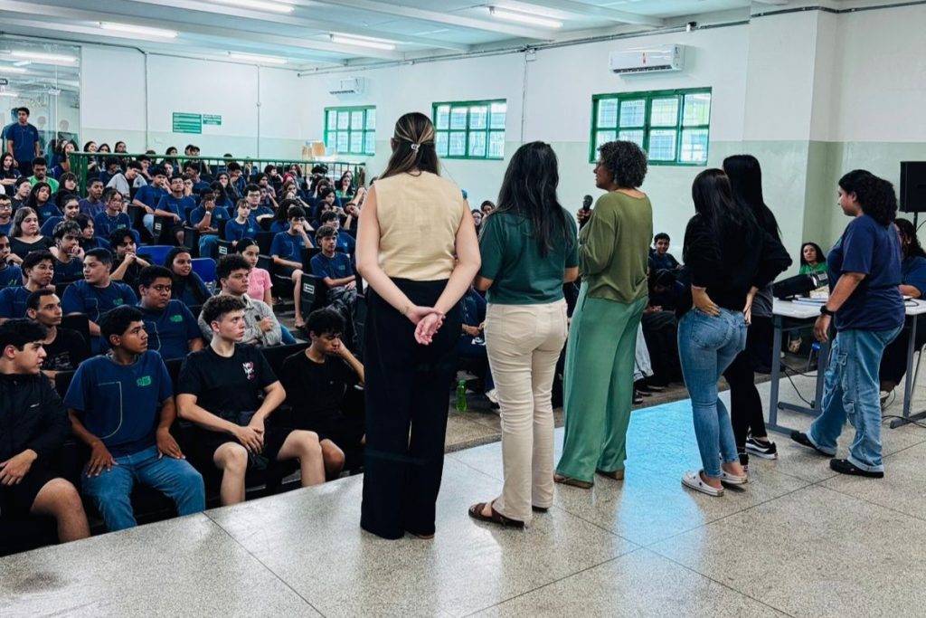 Grêmio Estudantil de escola estadual conquista vaga no Parlamento Jovem de Três Lagoas