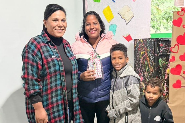 Escola reúne famílias para celebrar, acolher e conversar sobre o desempenho dos filhos