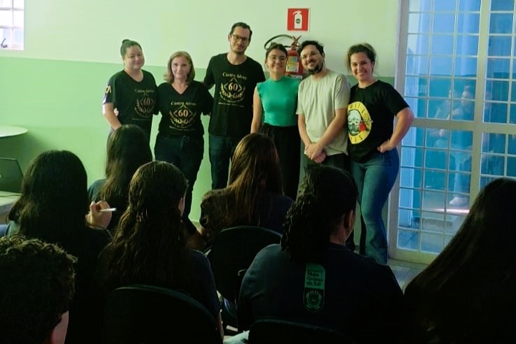 Escola transforma discursos de ódio em educação e cultura de paz