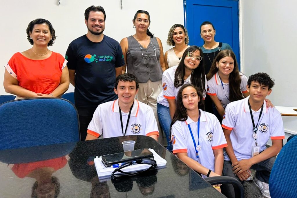 Estudantes levam a escola pública para dentro da universidade em evento na UEMS