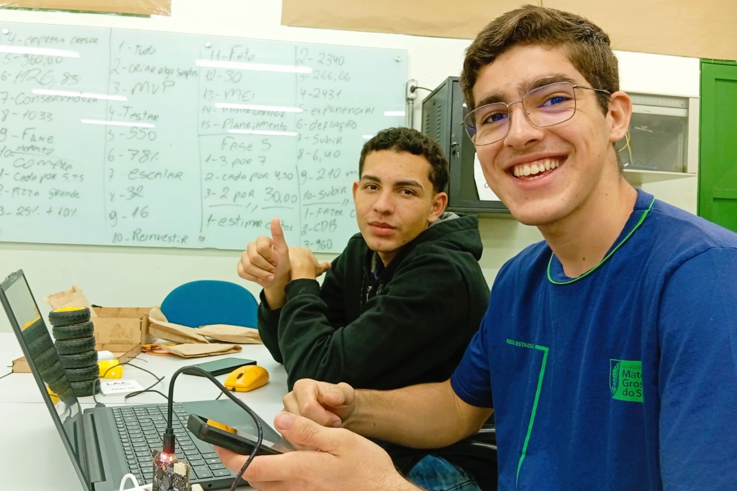 MS lidera ranking nacional de robótica com três escolas na final da RoverXpedição 2026