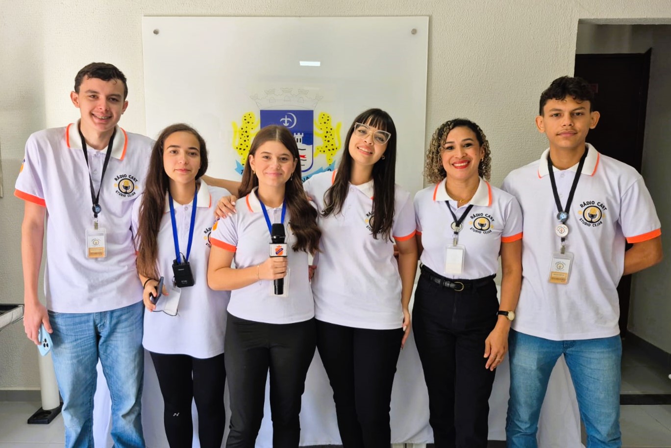Radiocast de escola estadual visita Poder Legislativo e divulga como se faz cidadania