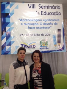 A secretária de Educação de Costa Rica, Manuelina Arantes Cabral e a secretária de Estado de Educação, Maria Cecilia Amendola da Motta.