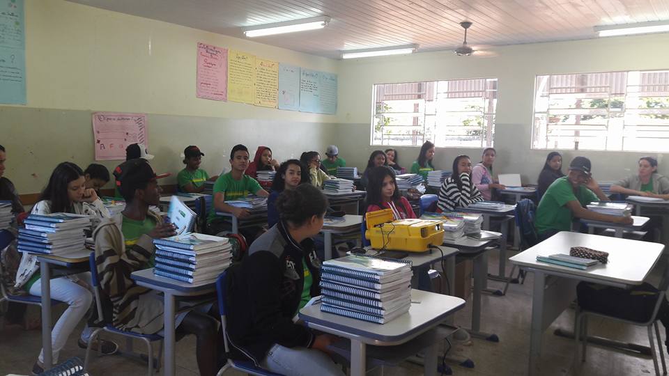 EE Luís Vaz de Camões prepara estudantes do ensino médio para o Enem ...